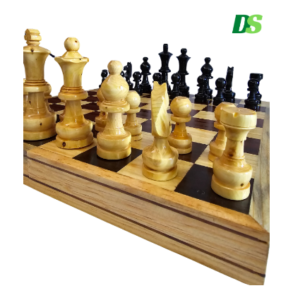 Imagen de Ajedrez De Madera Artesanal: 45x45 Cm. Tablero Plegable