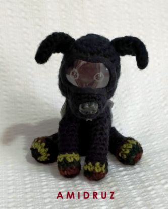 Imagen de Perro rescatista negro