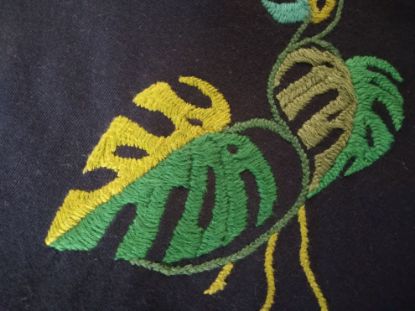 Imagen de Playera M con bordado de tenangos (4)