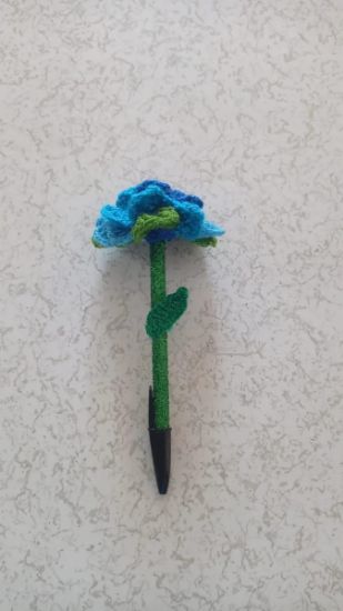 Imagen de Boligrafo Forma De Rosa Tejido A Mano Variedad De Colores.
