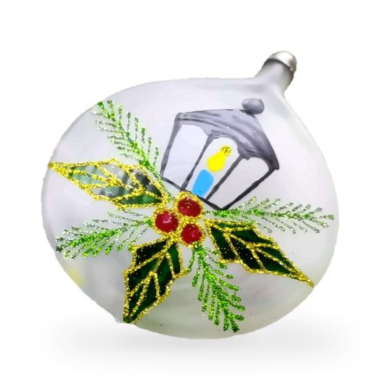 Imagen de Docena de adornos blancos con farol y nochebuena
