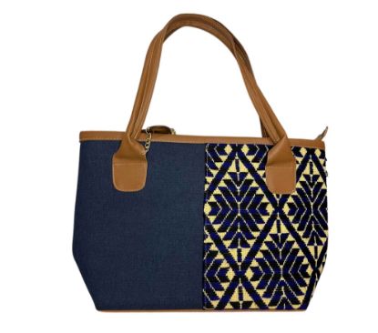 Imagen de Bolsa artesanal con tejido mazahua