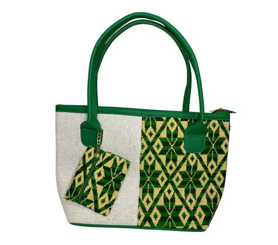 Imagen de Bolsa artesanal con tejido mazahua