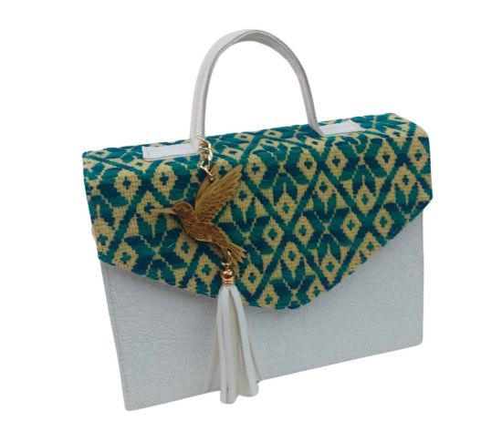 Imagen de Bolsa artesanal con tejido mazahua