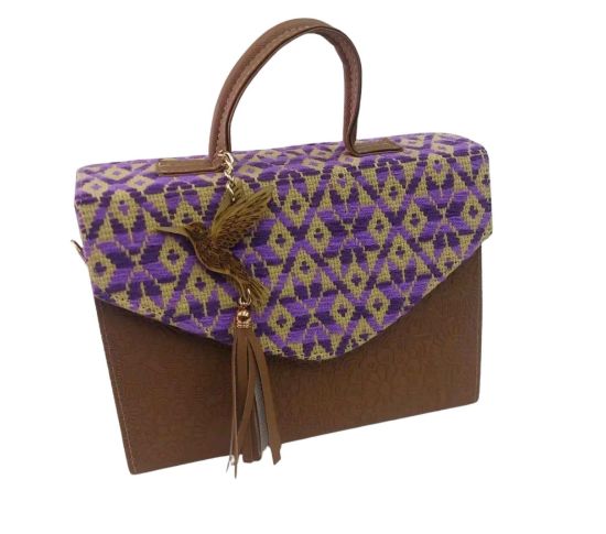Imagen de Bolsa artesanal con tejido mazahua