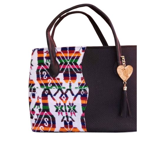 Imagen de Bolsa artesanal con tejido mazahua